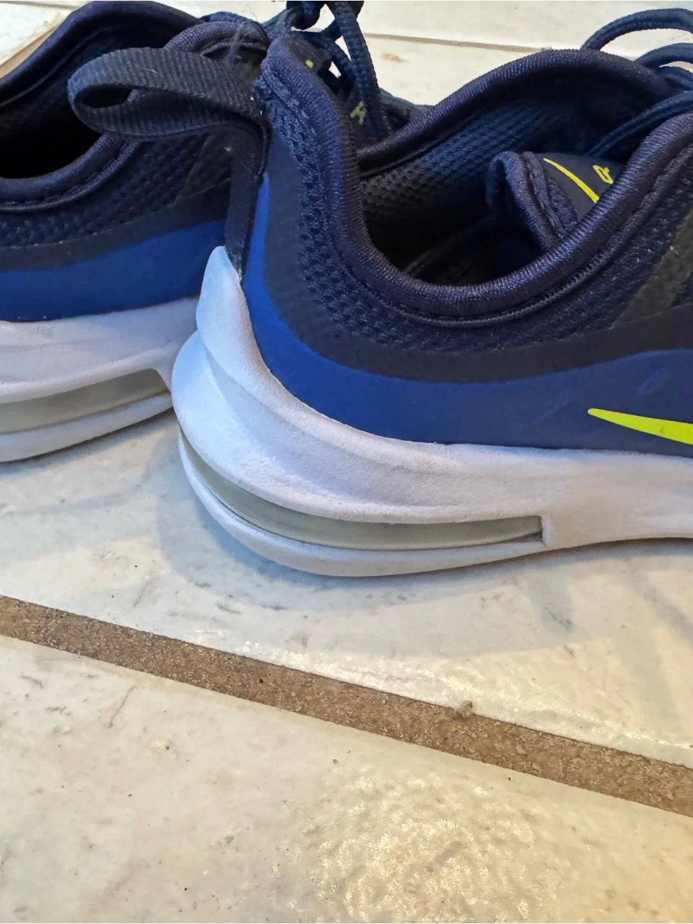 Nike Air Max Boys Sz 11 Blue Lace-up Athletic Sneakers